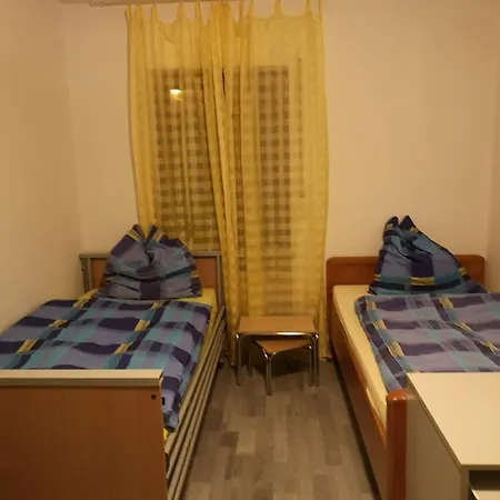 Bed & Breakfast Pegnitztal-Bedbreakfast *